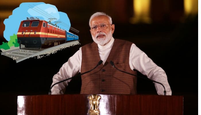 How did the Modi government change the railways in these 8 years hindi