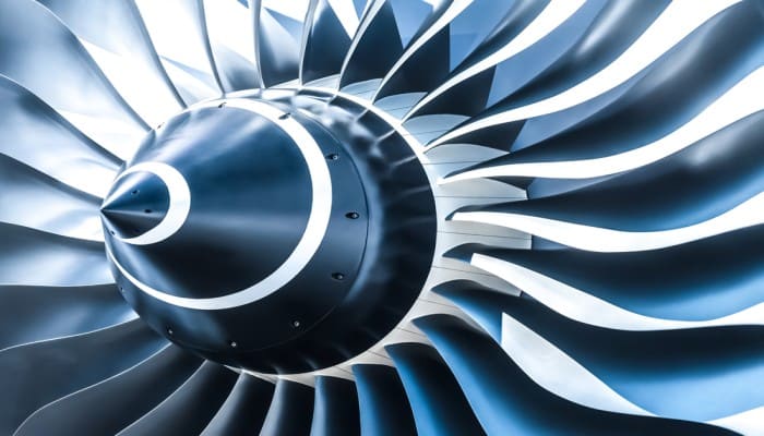 What is Jet Engine in Hindi